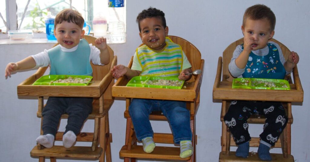 momento ideal bebé comience comer