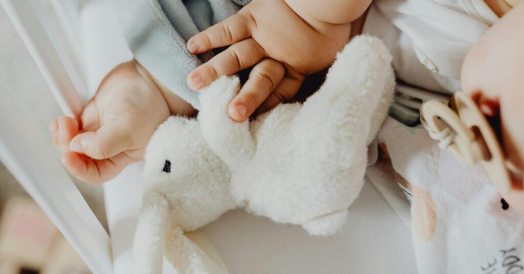 Objetos de Apego: Aliados en el Gran Paso de la Separación