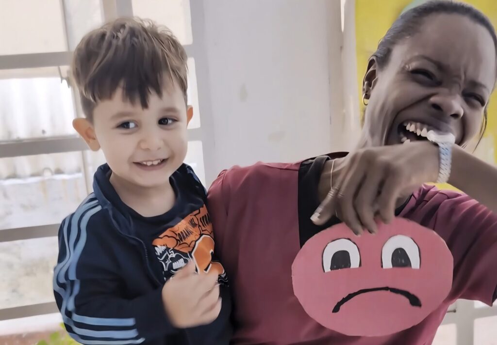 La dramatización en la primera infancia: aprender jugando a representar el mundo